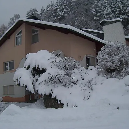 Apartment & Komfortzimmer Wruss